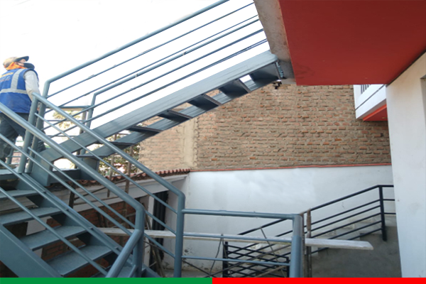 escaleras metalicas